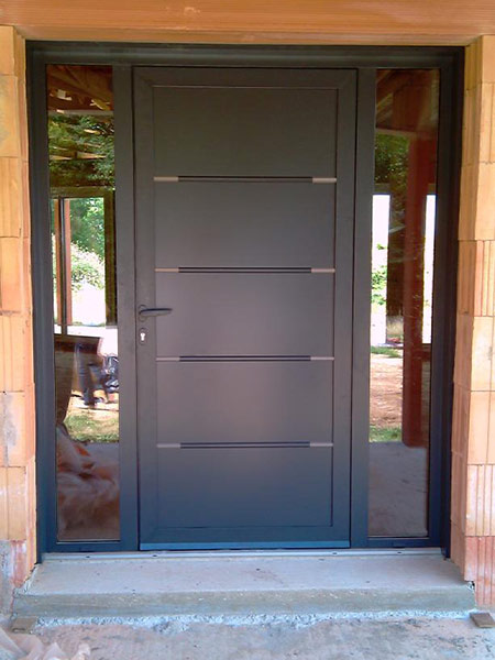 Realizzazione-porte-esterne-speciali-Reggio-Emilia