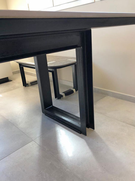 Tavoli-per-cucine-su-misura-Reggio-Emilia.jpg Tavoli-per-cucine-su-misura-Reggio-Emilia